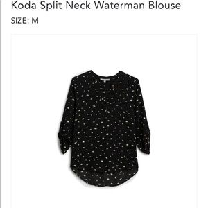 Daniel Rainn top in medium